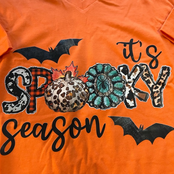 Women’s Spooky Season T Shirt - Size Large - Picture 2 of 3